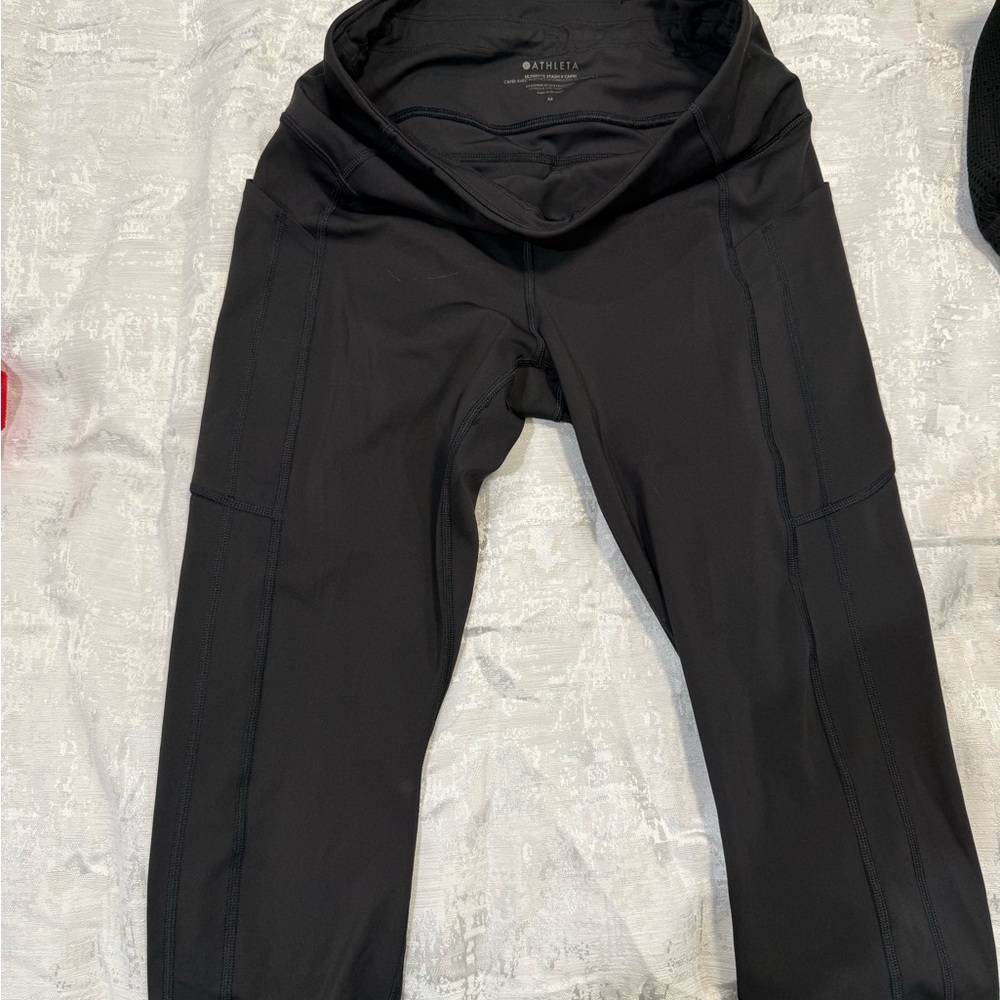 Athleta Ultimate Stash II capri